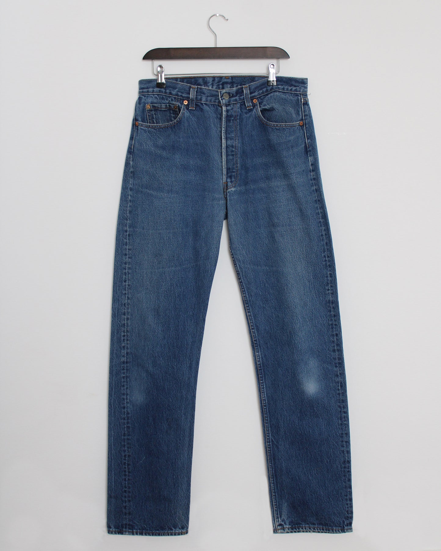 c.1980 Levi's 501 (35x38) Made in U.S.A