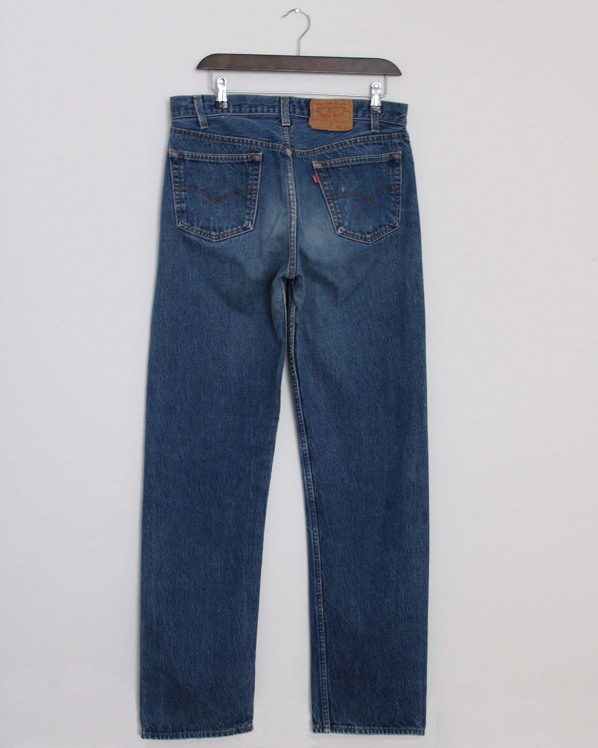 c.1980 Levi's 501 (35x38) Made in U.S.A